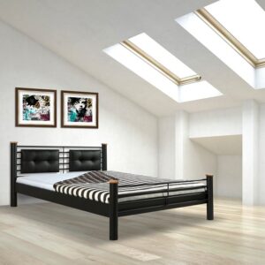 Zwart metalen bed Luna met hoofdbord in kamer